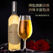 温碧霞IRENENA红酒品牌，干白葡萄酒果香贺兰山产国产